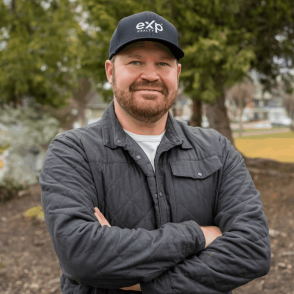 Brian Simmons headshot